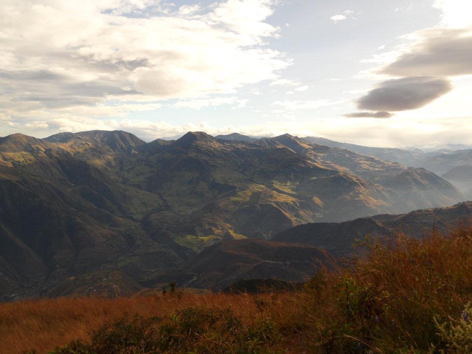 Ecuador vyhlad z hory punay